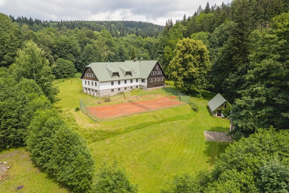 Hotel pod Pralesem v Mladých Bukách
